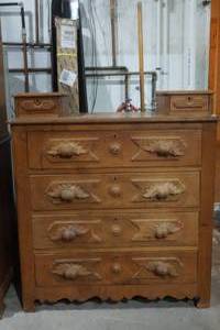 lot 291 image: antique dresser