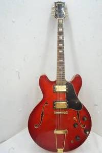 lot 341 image: Electric Ventura Guitar & Hard Cover Carry Case