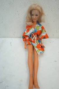 lot 366 image: Vintage 1978 Doll
