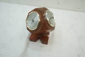 lot 403 image: Rotating Weather Station