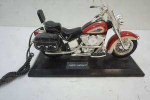 lot 418 image: Harley Davidson Phone