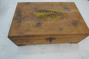lot 479 image: Wooden Box