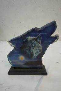 lot 508 image: wolf decor