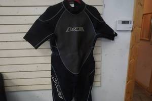 lot 583 image: Bare wet suit