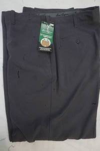 lot 630 image: New Ben Hogan pants, 42x30