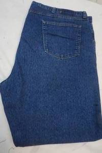 lot 643 image: Wrangler jeans 46x30