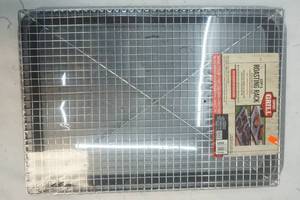 lot 698 image: Jerkyroasting rack