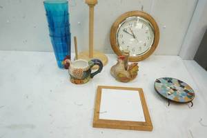 lot 708 image: Wall clock