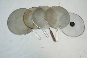 lot 764 image: fry pan screens