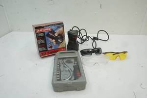 lot 771 image: sandersockets
