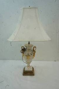 lot 789 image: table lamp