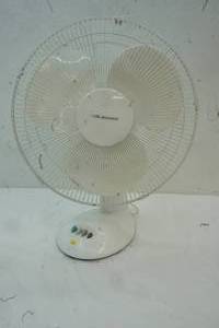 lot 278 image: table top fan