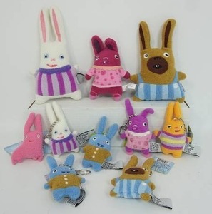 lot 39 image: Collectible Vintage Scary Stories Naughty Pet Plush Keychain and Cousins Basic Fun Products Harris Elliot Edie Stuffed Plush...