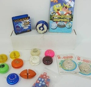 lot 41 image: Vintage Collectible Toys Including Yo Yos, SpongeBob Etc.