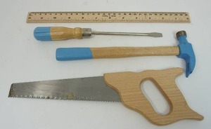 lot 42 image: Vintage HANDY ANDY #600 Childs Carpenter Tools