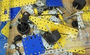 lot 43 image: Vintage Meccano Erector Set #1 and More Multiple Buildable Models...