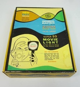 lot 68 image: General Electric Super 99 Movie Light 650 Watt Power Retro Vintage Original Box...