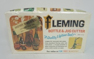 lot 83 image: The Original Fleming Bottle and Jug Cutter Deluxe Kit Glass Cutter...