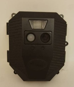 lot 101 image: Wildgame Innovations WGZ1.3 Hunting Gear Digital Game Sporting Trail Camera...