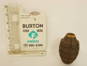 lot 109 image: Vintage BURTON Felco Feed Seed Rain Gauge Ph# 881-2100, WW11 WW2 Hand Grenade
