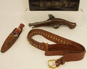 lot 110 image: Vintage Brown Leather Black Sheep Brand 4123-M Tooled Cartridge Ammo Belt, Replica Antique Flintlock Pistol Gun Made in Italy, Imperial Elk Hunting Fixed-Blade Knife and Kamp-King Four Blade Scout Pocket Knife Set PROV RI Made in USA...