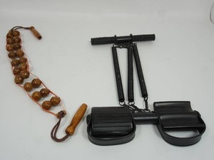 lot 16 image: Homedics SIDE WINDER Wooden NATURAL Accupressor Nodules Body Massage, Home Fitness Foot Pedal Push Off Pull Up...