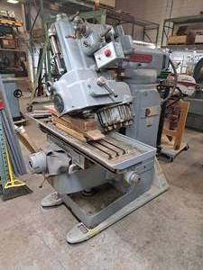 lot 10 image: Gorton Mastermil Model 1-22 3-HP 3-Phase Mill Machine