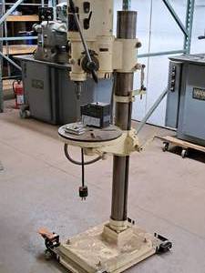 lot 15 image: Drill Press