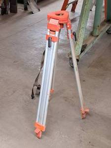 lot 30 image: Laser Tripod Stand