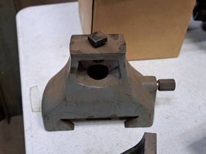lot 93 image: Bridgeport Head Attachment