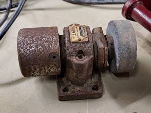 lot 103 image: Norton  Diamond Tool Division Machine Grinder Attachment 4597