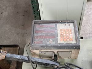 lot 105 image: Anilam Wizard 60W Machine Control Box A166-30000200