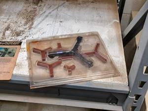 lot 133 image: Edge Technology Spider Chuck Stop Parallel Bar Set