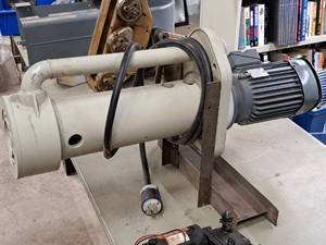 lot 118 image: Vem Motors 3-Phase PumpVacuum Motor