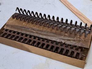 lot 131 image: Lot of (6) Alligator Lacing