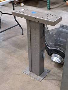 lot 143 image: Metal Pedestal Base  Stand