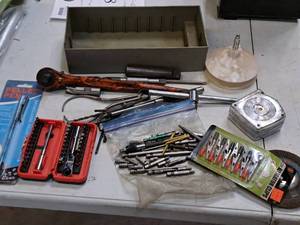lot 160 image: Metal Tool Tote with Hand Tools - Alligator Clip 12pc, Bit Socket Set, Ratchet, Pellet Pen, Calipers, Assorted Bits, Tape Measure