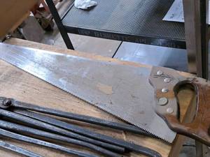 lot 183 image: 26-blade Carpenter Saw