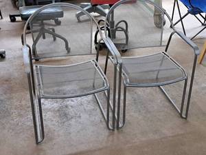 lot 216 image: Lot of (2) Metal Patio Arm Chairs