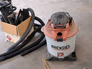 lot 218 image: Ridgid Shop Vacuum with Attachments and Extra Hose