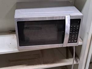 lot 222 image: Sharp Carousel Household Microwave Oven