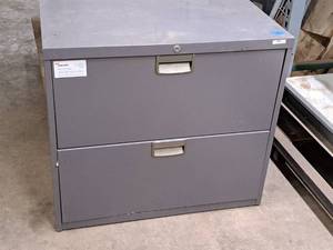 lot 237 image: Metal Lateral File Cabinet 2-drawer