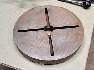 lot 264 image: 11 Lathe Slotted Face Plate