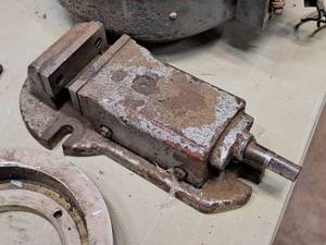 lot 269 image: 3-18-grip Vise