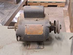 lot 272 image: Westinghouse Handy Craft 12-HP Electric Motor