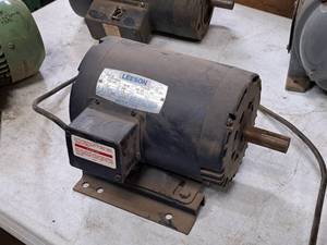 lot 281 image: Leeson 2-HP Electric Electric Motor U145T17DB31C