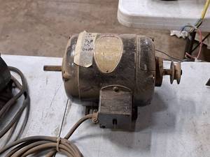 lot 290 image: Delta 13-HP Electric RepulsionInduction Electric Motor