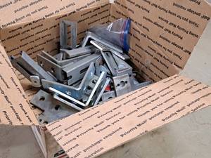 lot 332 image: Lot of (1 Box) Assorted HardwaresBrackets