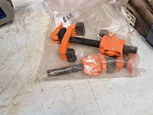 lot 341 image: Lot of (2) Woodworking Clamps