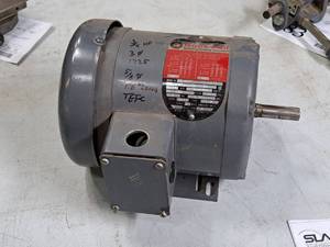 lot 384 image: Rockwell 34-HP 3-Phase Electric Electric Motor 66-029 F573